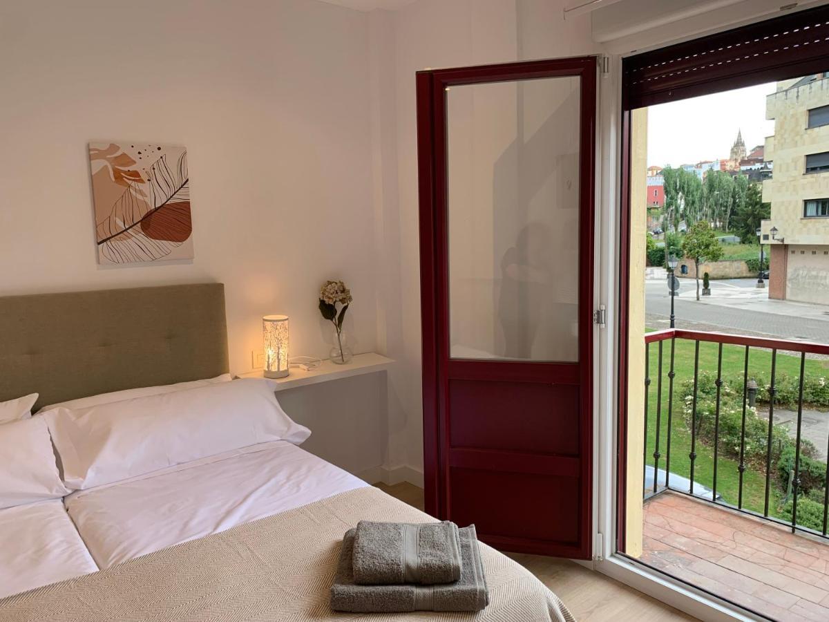 Apartamentos Santullano 1 Oviedo Kültér fotó
